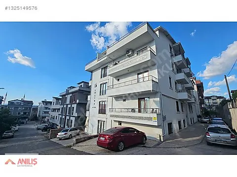 Başiskele Barbaros'ta Satılık Lüks 3+1 Ters Dubleks Daire
